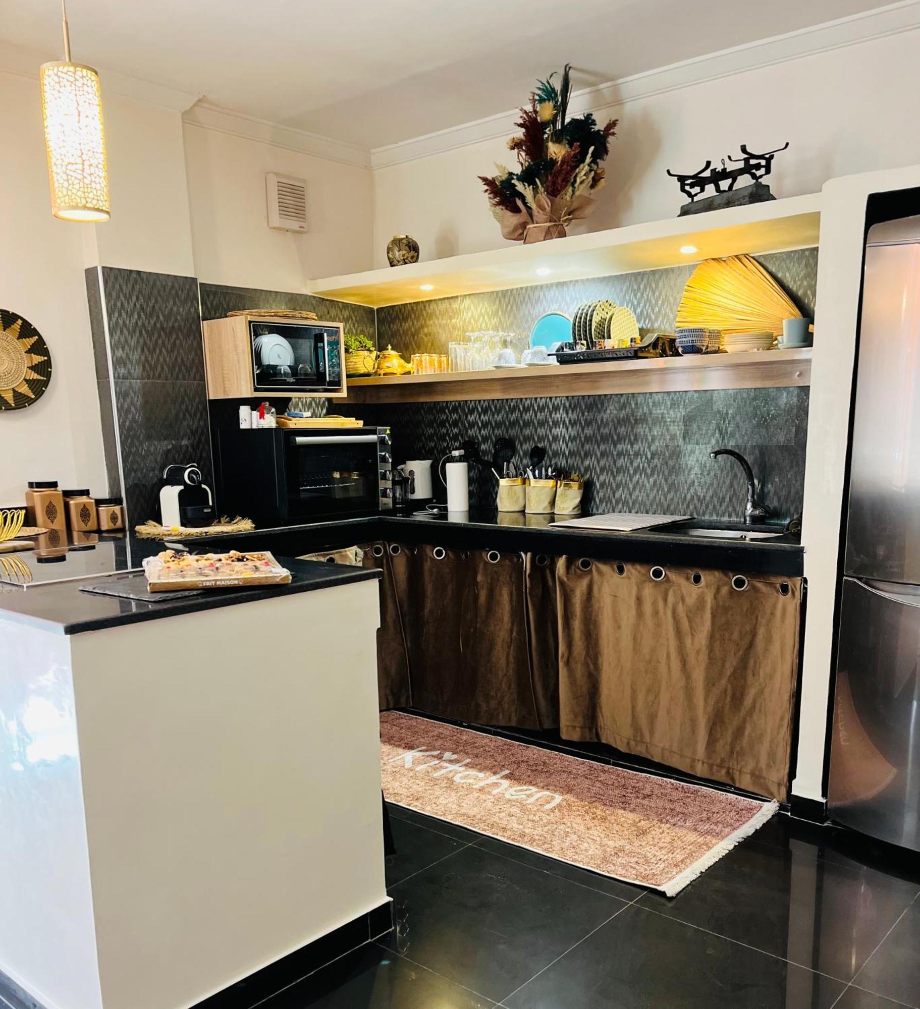 Loft Gueliz Apartment มาร์ราเกช ภายนอก รูปภาพ